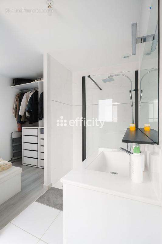 Maison 108 m² à Neuville-De-Poitou  - photo 12