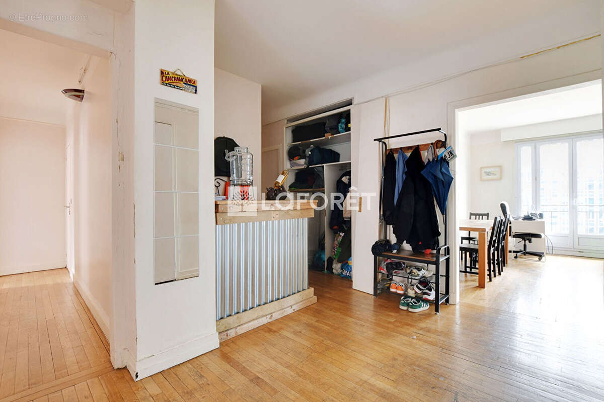 Appartement à PARIS-15E