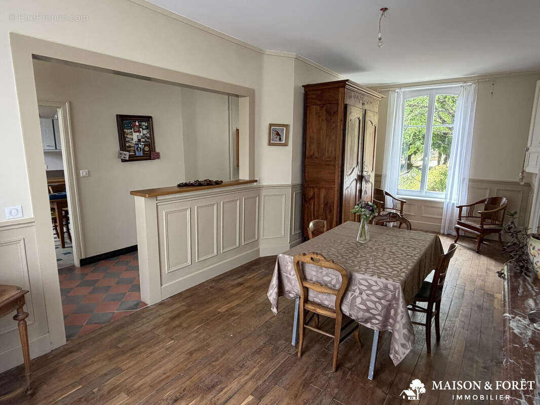 Maison 145 m² à Bleneau  - photo 2
