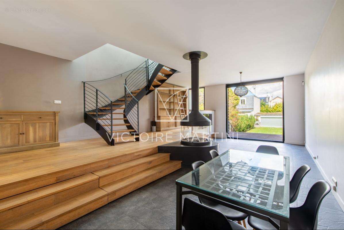 Maison à COLOMBES