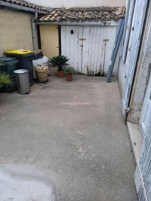 Maison 140 m² à Hure  - photo 7