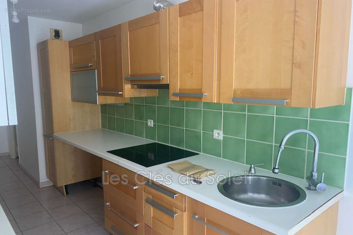 Appartement à HYERES