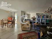 Appartement à MAUGUIO