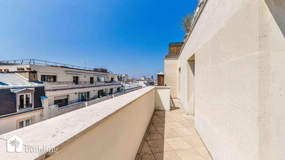 A vendre - Levallois-Perret Edouard Vaillant - Appartement familial en duplex 5 pièces de 111,24 m² avec terrasses de 11.50m² - photo 14