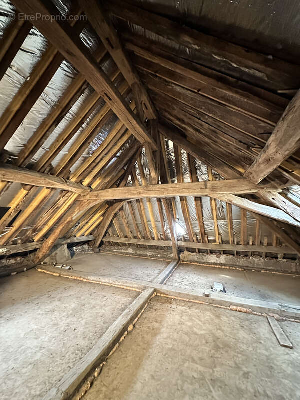 Appartement de caractère de 130 m2 en plein centre de Fay-aux-Loges - photo 10