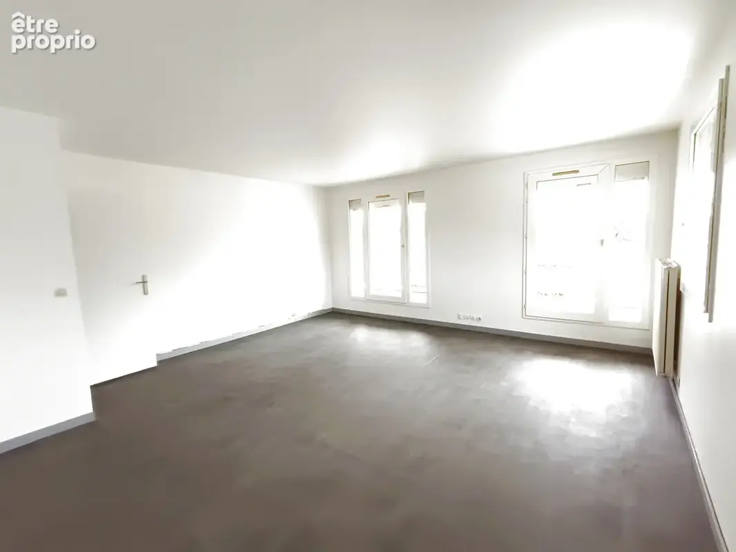 Appartement 4 pcs 93m2 lumineux avec grand balcon - photo 2