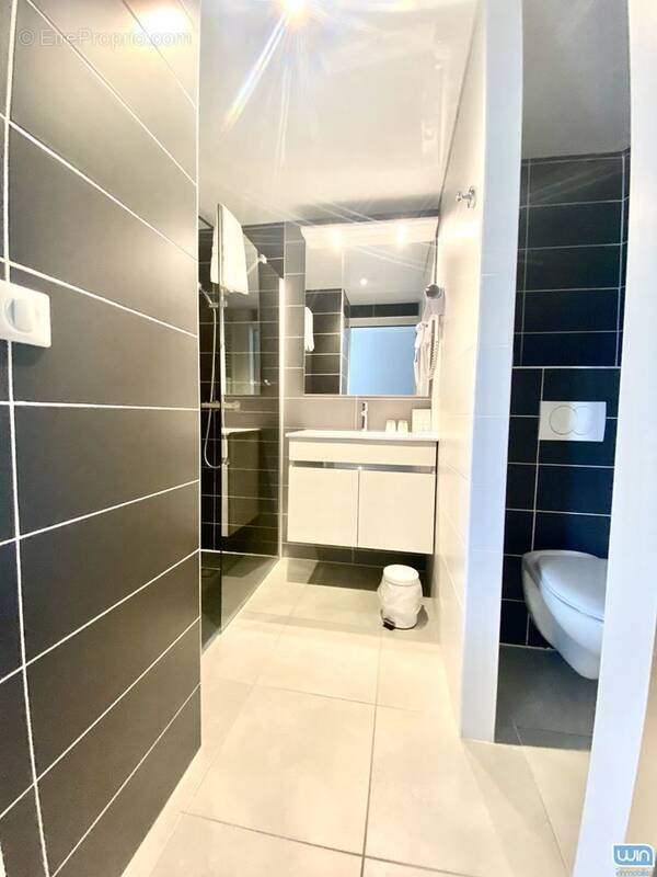 Commerce à SAINT-CHELY-D&#039;APCHER