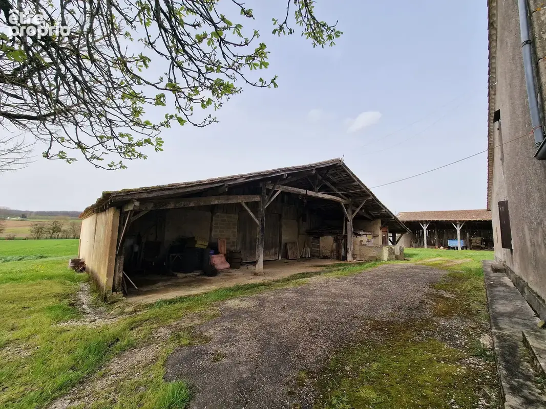 Ferme de charme à rénover avec un énorme potentiel - photo 7