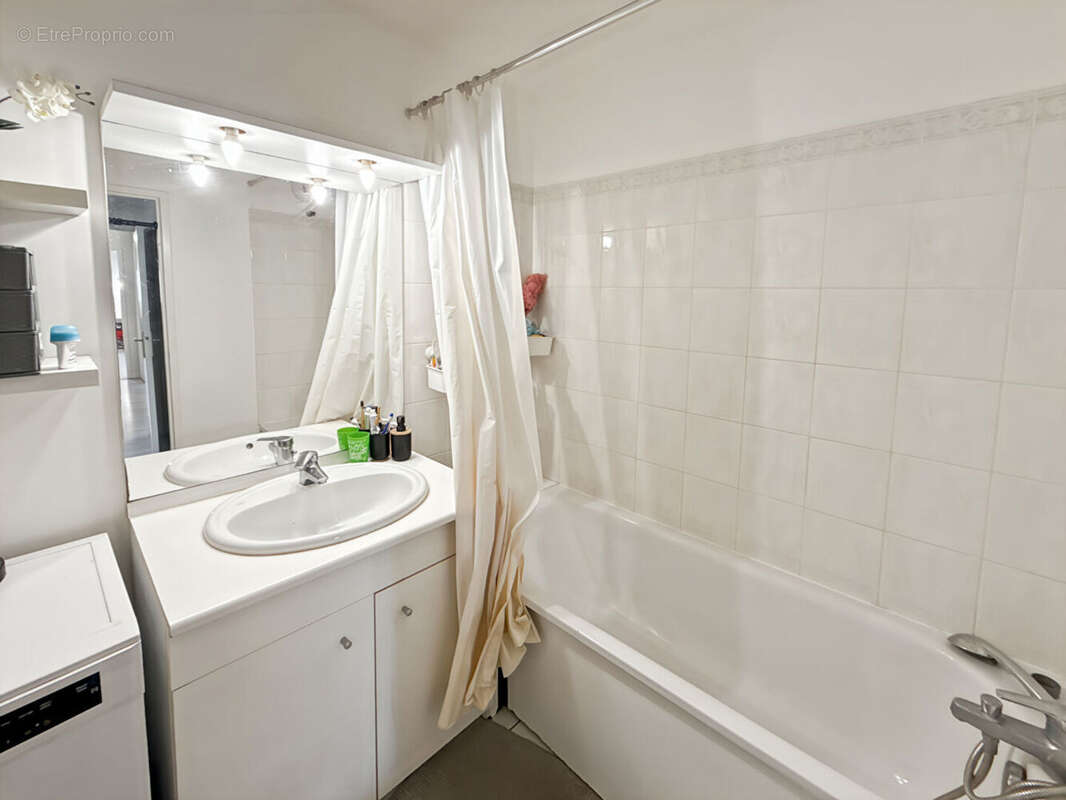 Appartement à MOISSY-CRAMAYEL