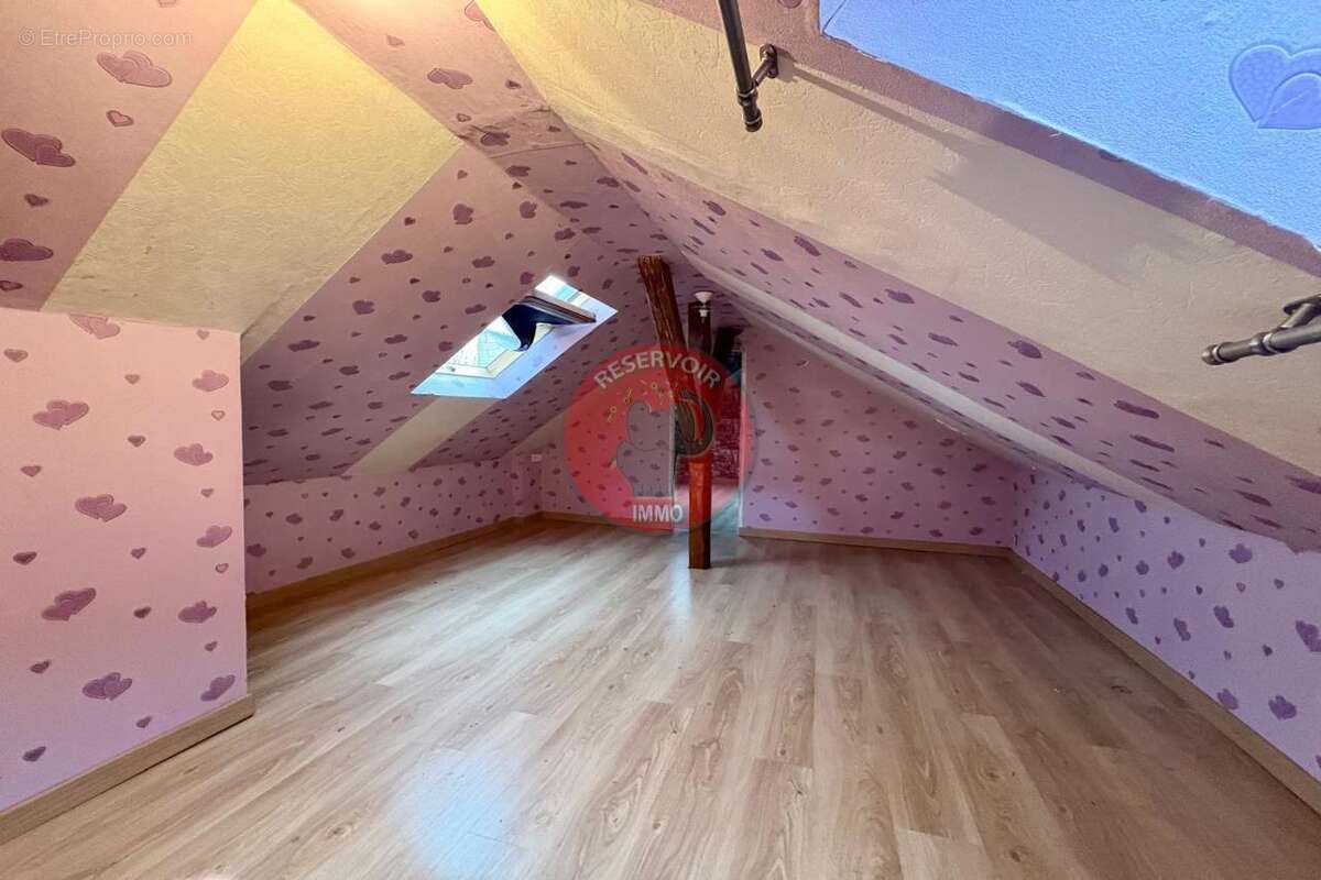 Maison à PRECY-SOUS-THIL