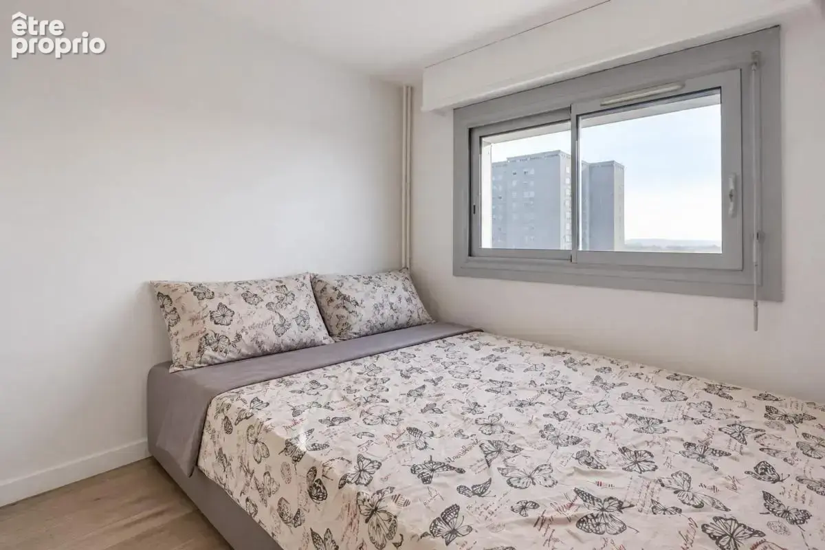 Investissement locatif à Vénissieux - T3 58 m² - photo 8