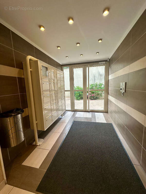 Appartement à LE PERREUX-SUR-MARNE