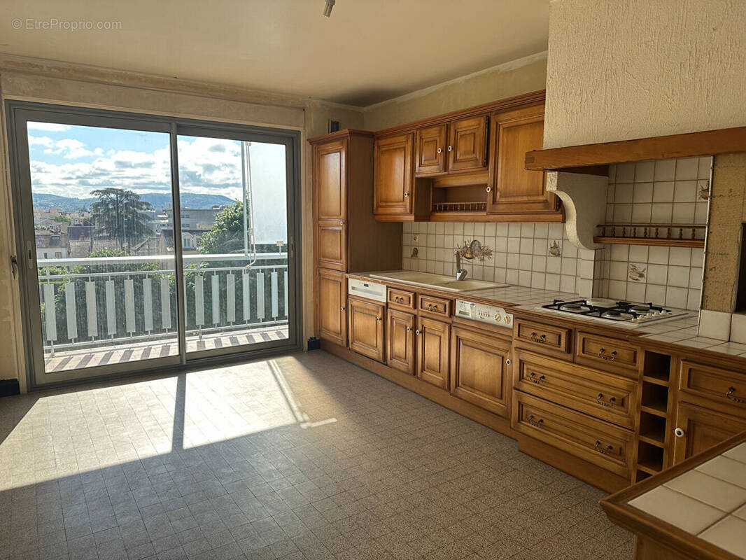 Appartement à BOURGOIN-JALLIEU