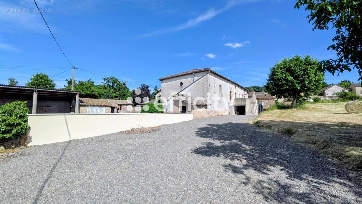 Maison à VERZE