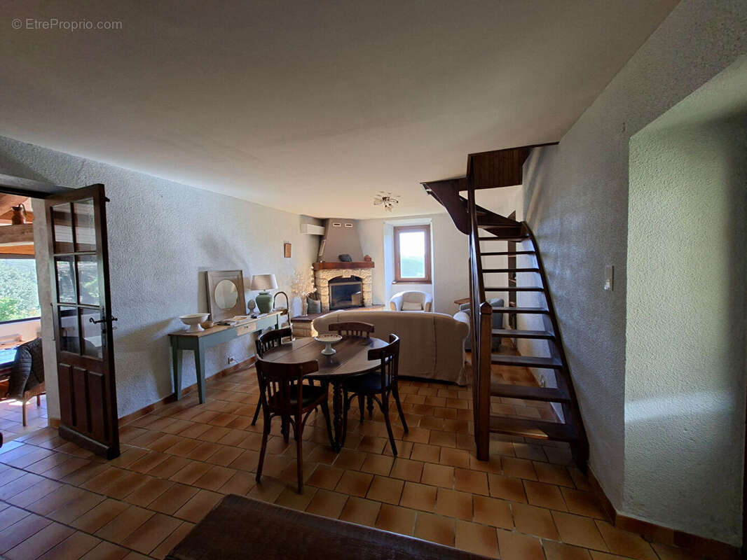 Maison à BRANOUX-LES-TAILLADES