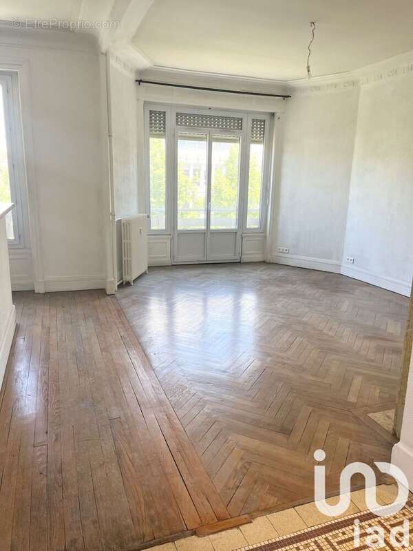 Photo 4 - Appartement à SAINT-ETIENNE