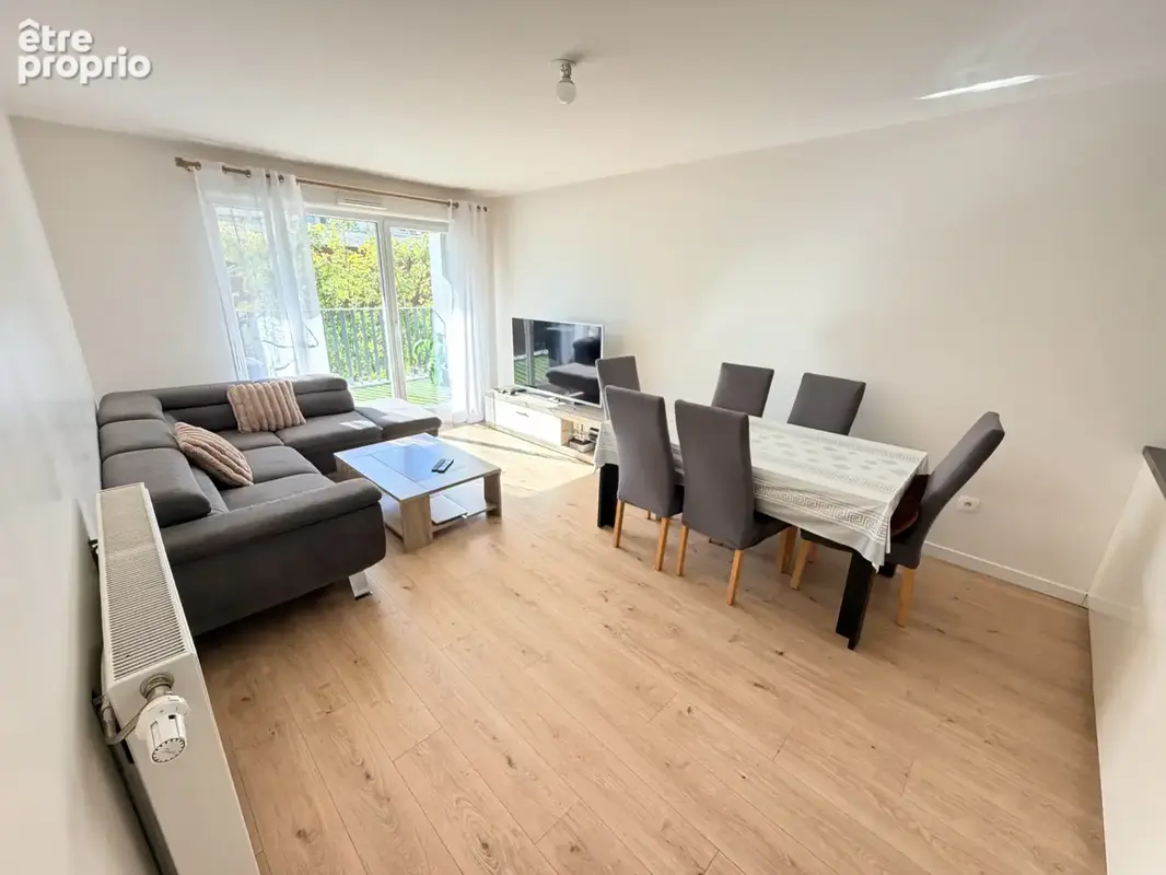 Appartement F4 75m2 Centre Ville - photo 2