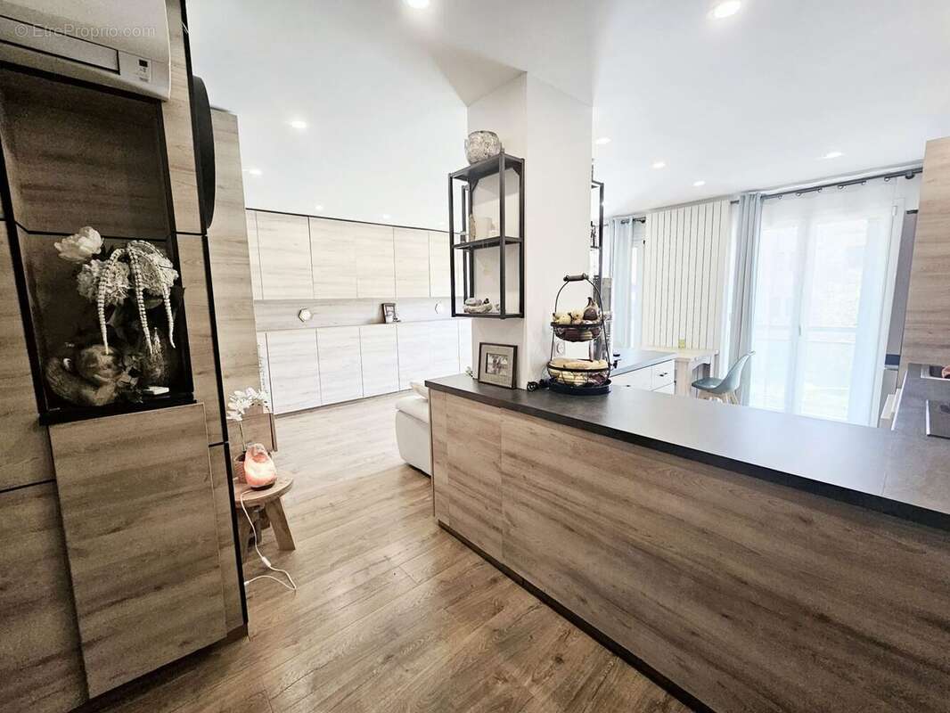 Appartement à LE CANNET