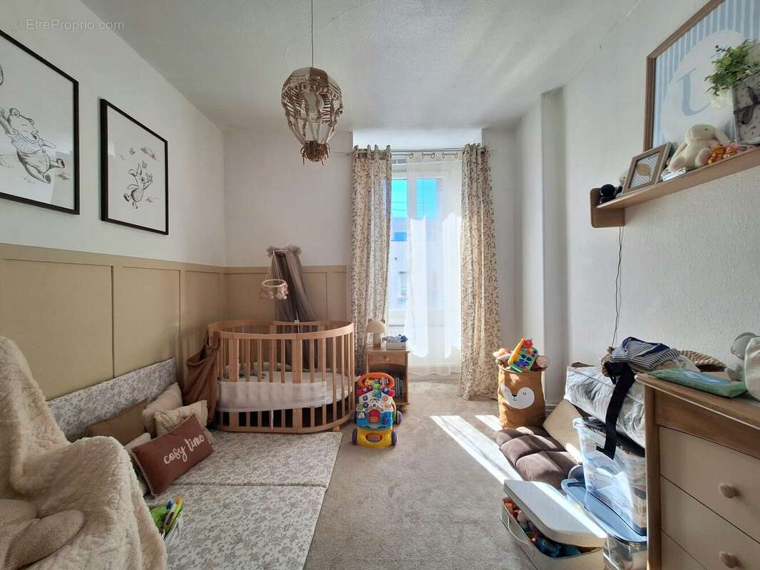 Appartement 76 m² à Epinal  - photo 7