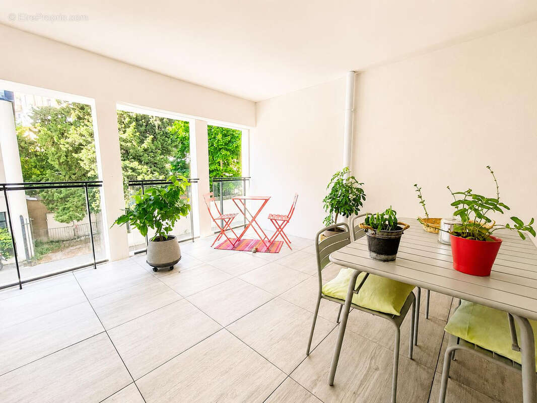 Appartement à MARSEILLE-8E