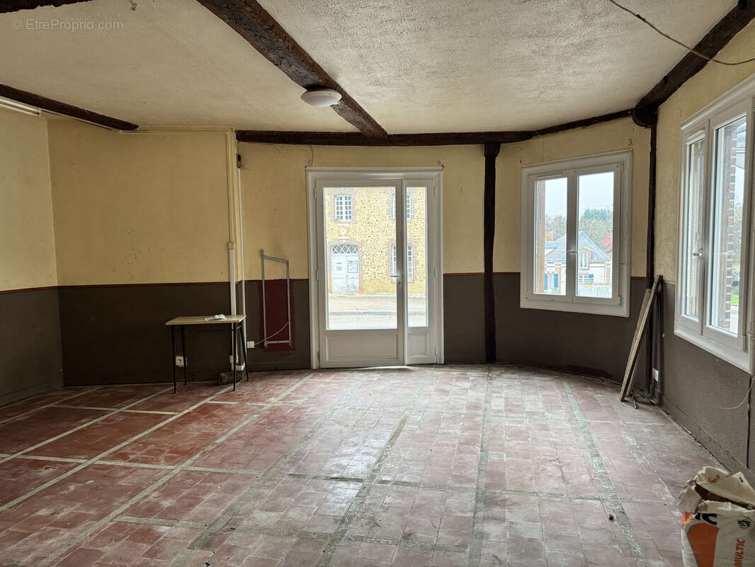 Maison à CHAMPIGNELLES