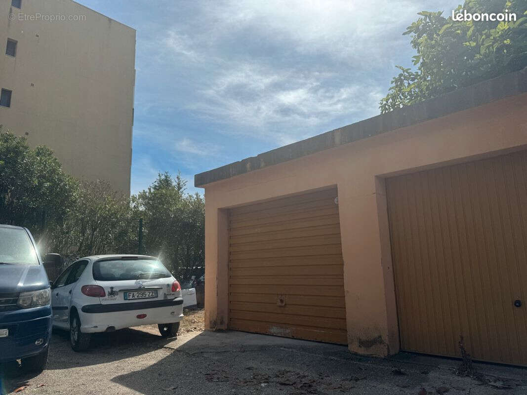 Parking / box Avignon 16 m2 - photo 4