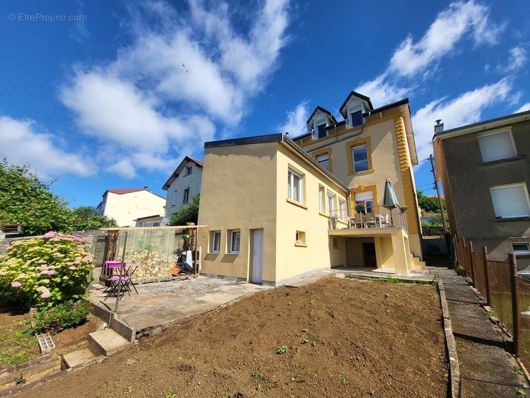 Maison 182 m² à Mont-Saint-Martin  - photo 8