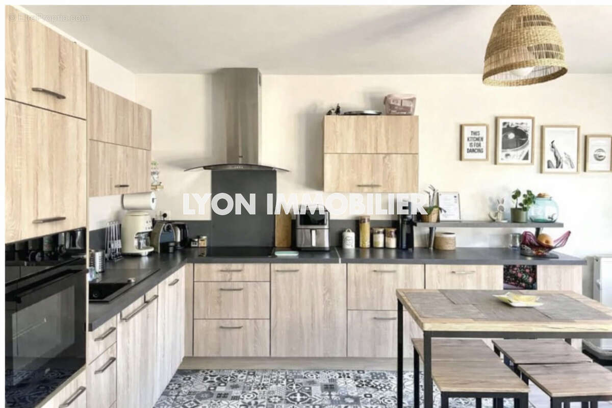 Appartement à MIONS