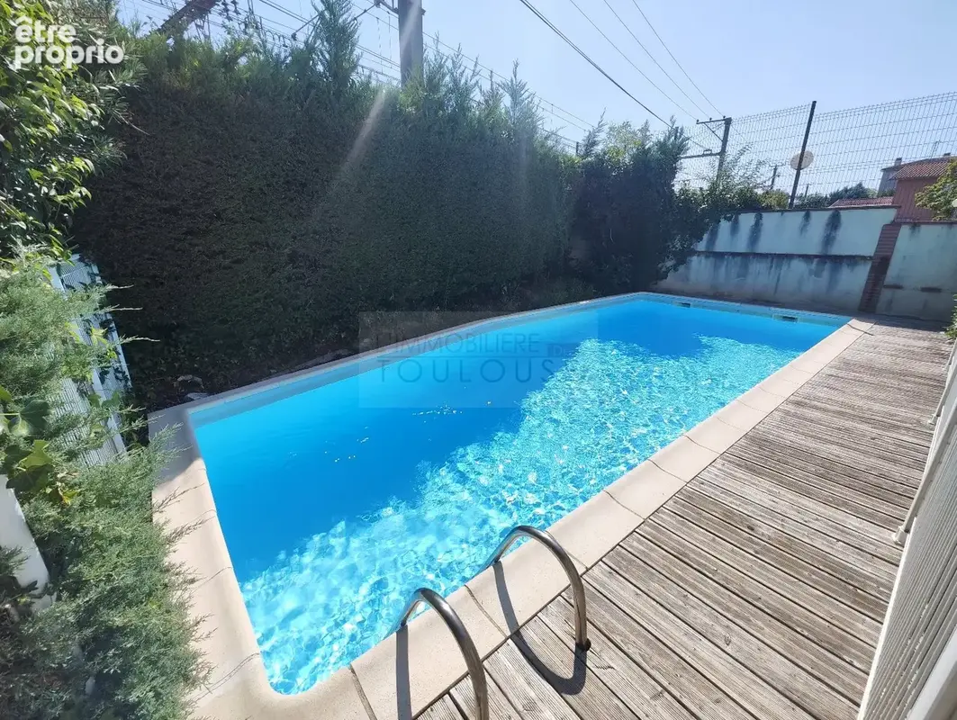 Toulouse 31400  appartement duplex t1 bis vendu loué  parking, cellier, piscine - photo 3