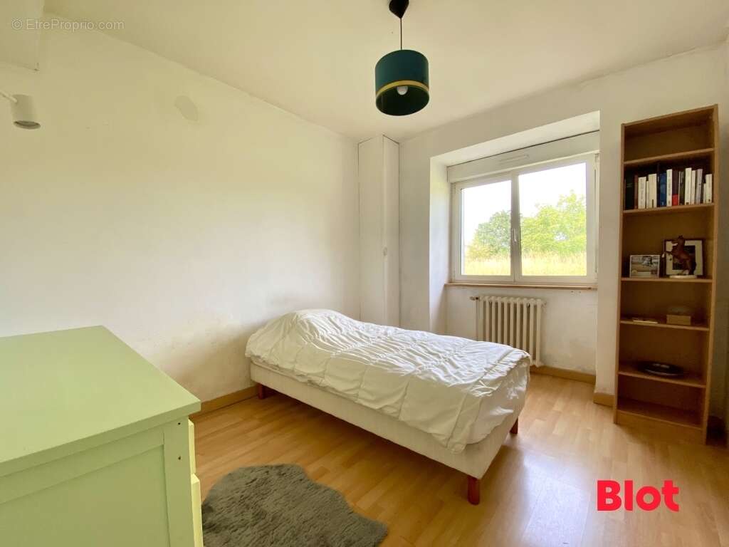 Maison 177 m² à Montauban-De-Bretagne  - photo 7