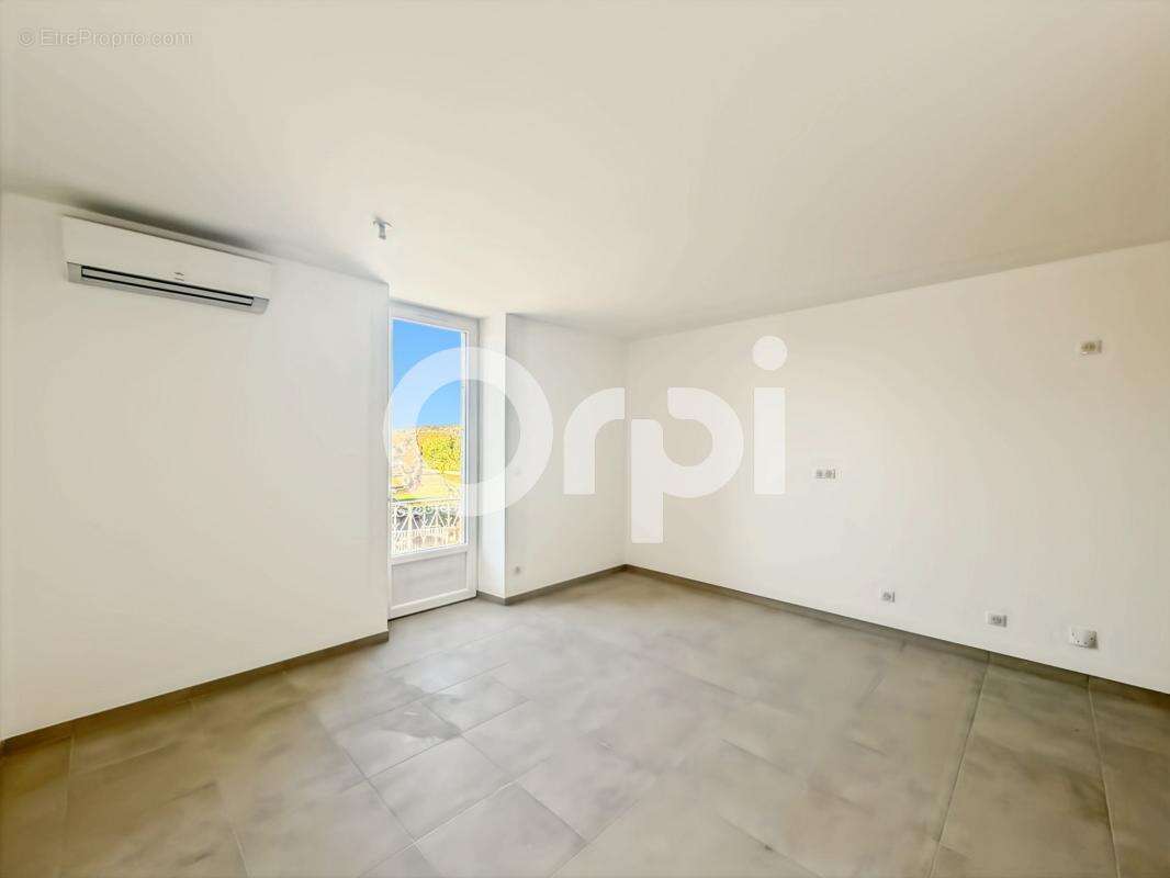 Appartement à RUOMS