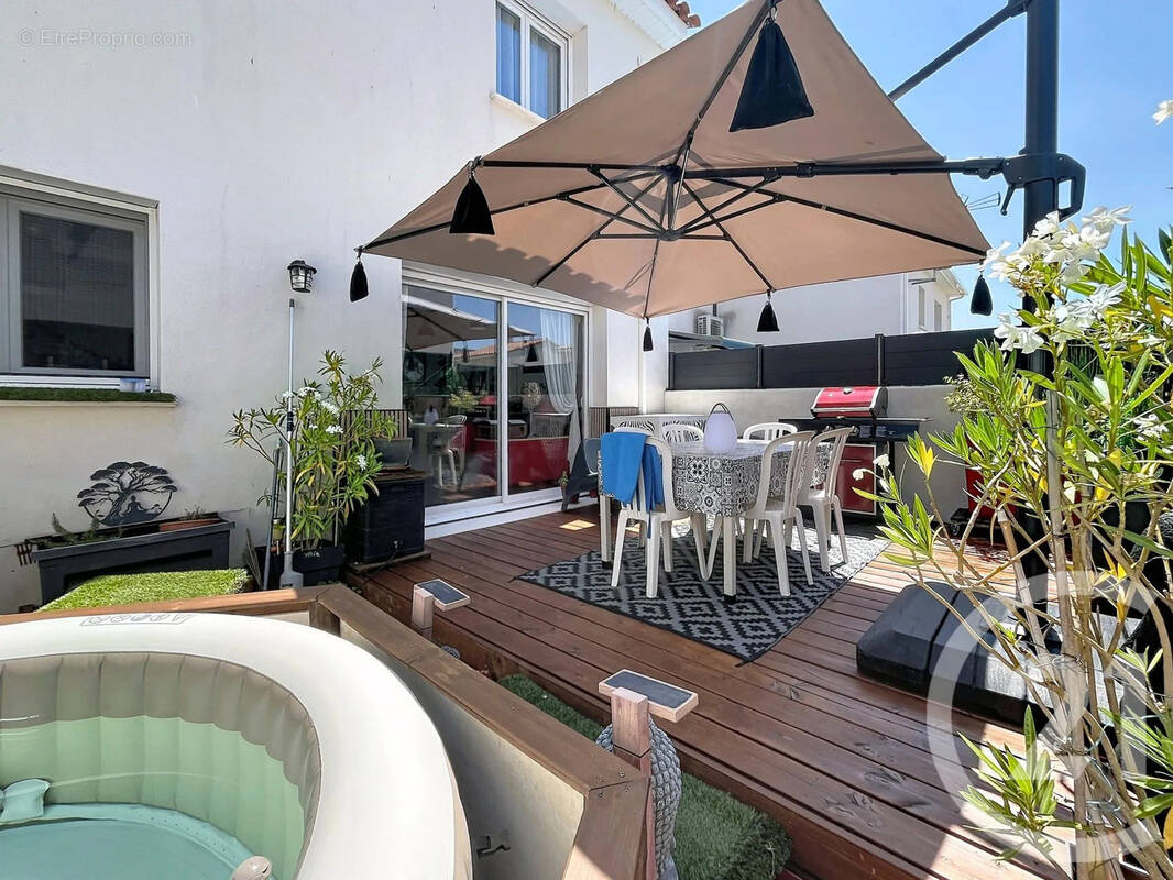 Maison à MEZE
