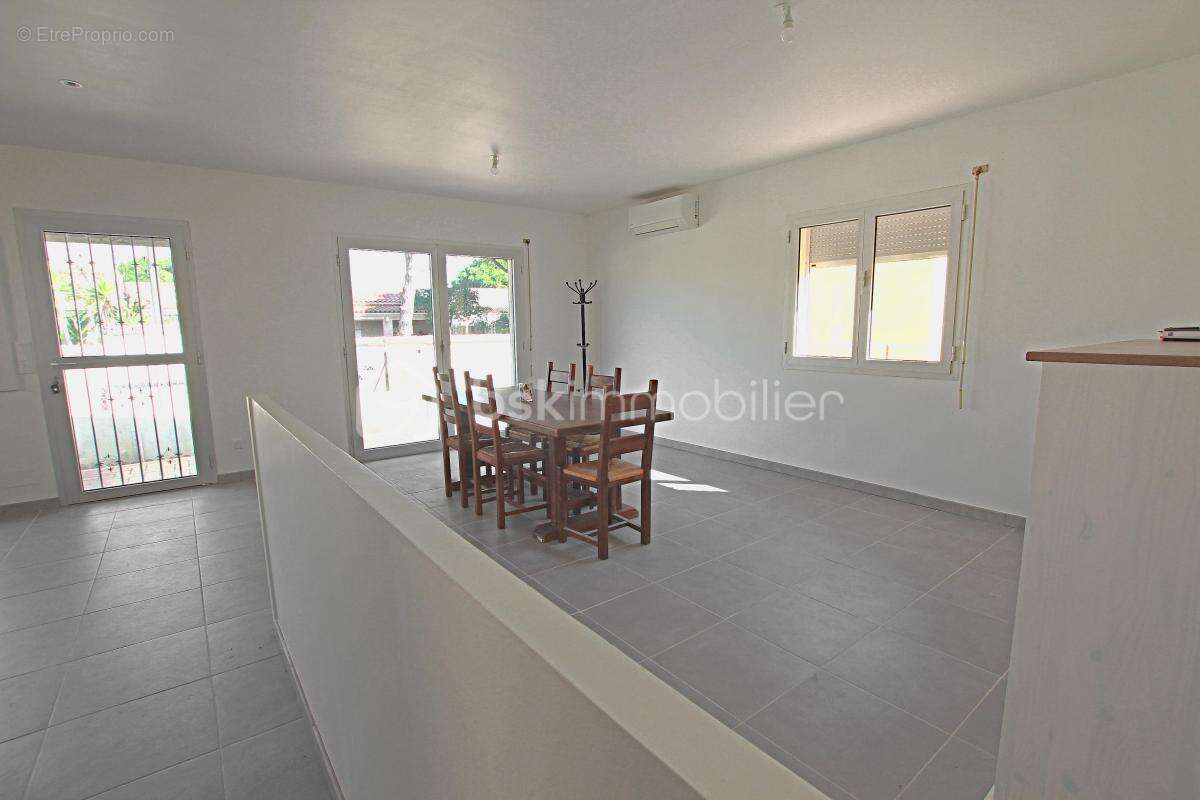 Maison à SAINTE-MARIE