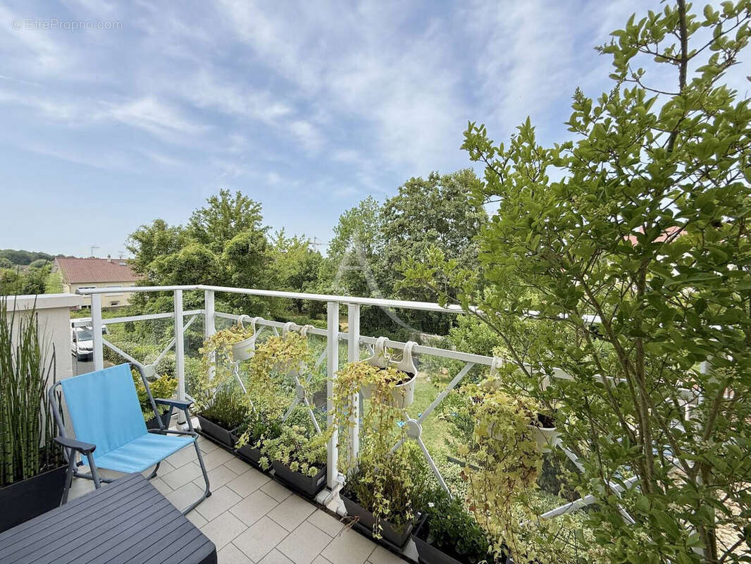 Appartement Ozoir La Ferriere 5 pièce(s) 105 m2 - photo 9