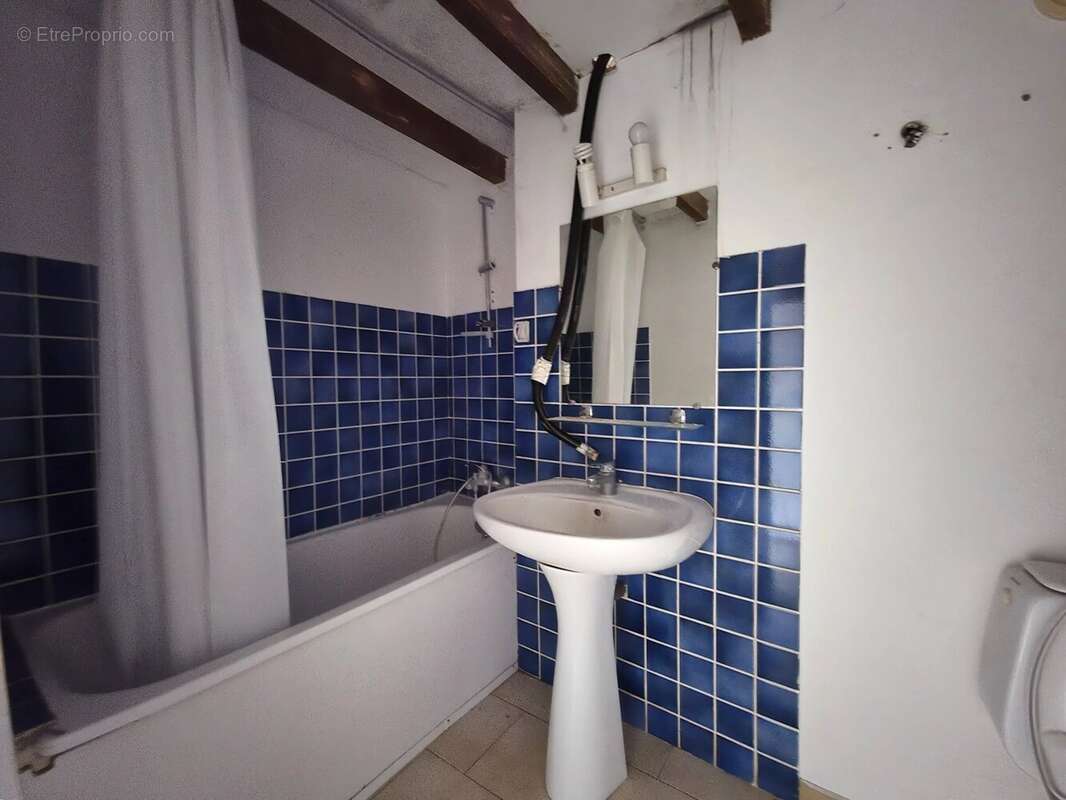 Appartement à MEYRARGUES