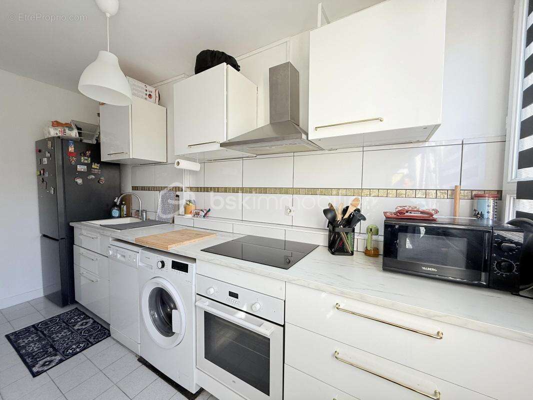 Appartement à NEUILLY-PLAISANCE