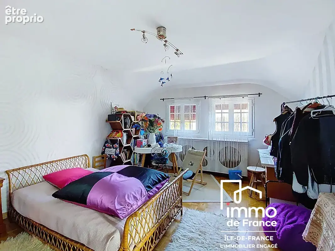 Maison de 234m² habitables à vendre - BONNEVAL - photo 13
