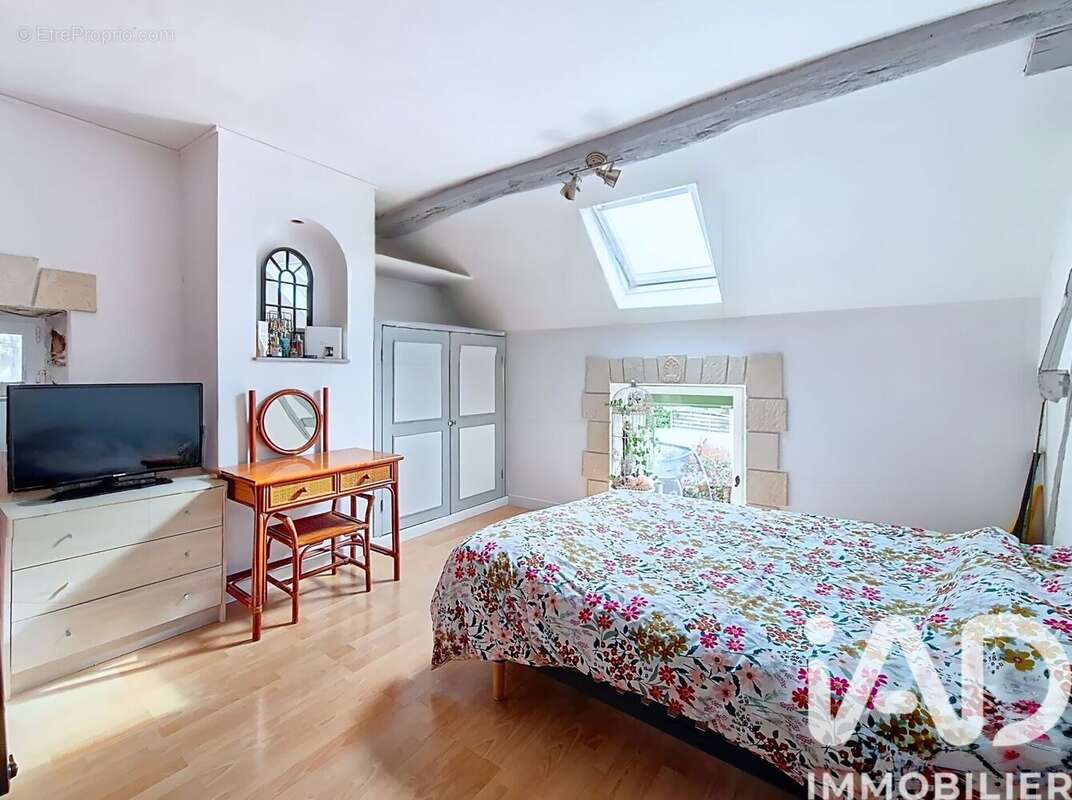 Photo 7 - Maison à VILLENEUVE-LA-GUYARD