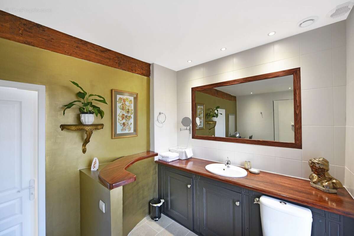 Maison à CASTELMORON-SUR-LOT