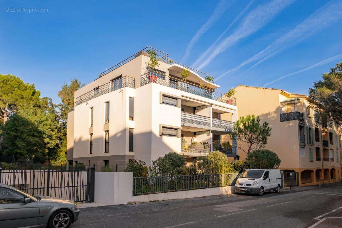 Appartement à FREJUS