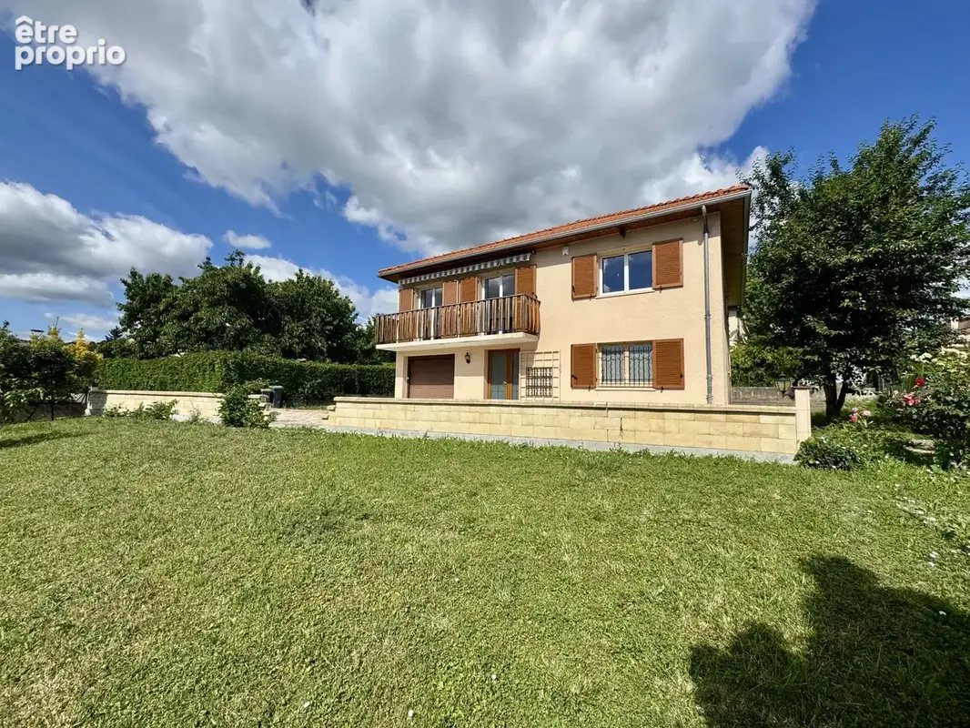 Photo 1 - Maison à ROMAGNAT