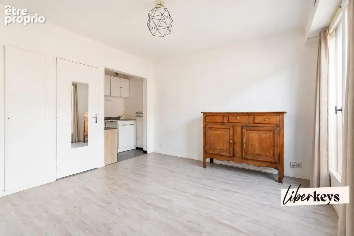 Studio 23 m² rue de Jemmapes - 2ème étage - proche Citadelle - photo 3