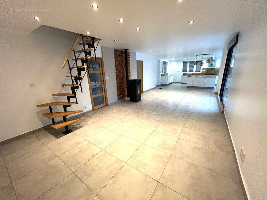 Maison à FLINES-LES-MORTAGNE