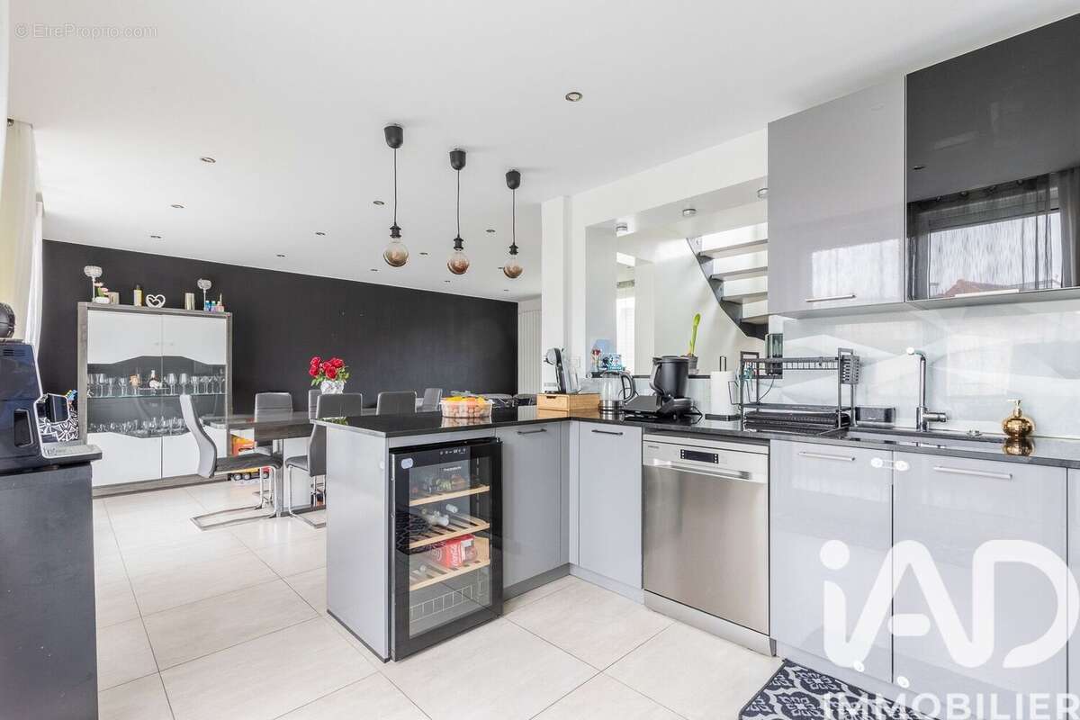 Photo 7 - Maison à SAVIGNY-SUR-ORGE