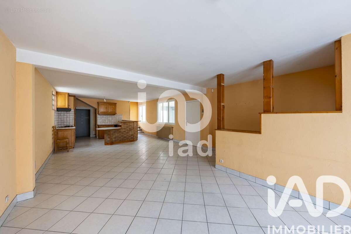 Photo 2 - Maison à CHEVILLY-LARUE