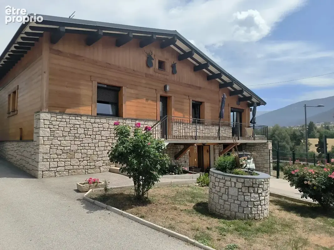Photo Maison à La Cabanasse au prix de 499 000€