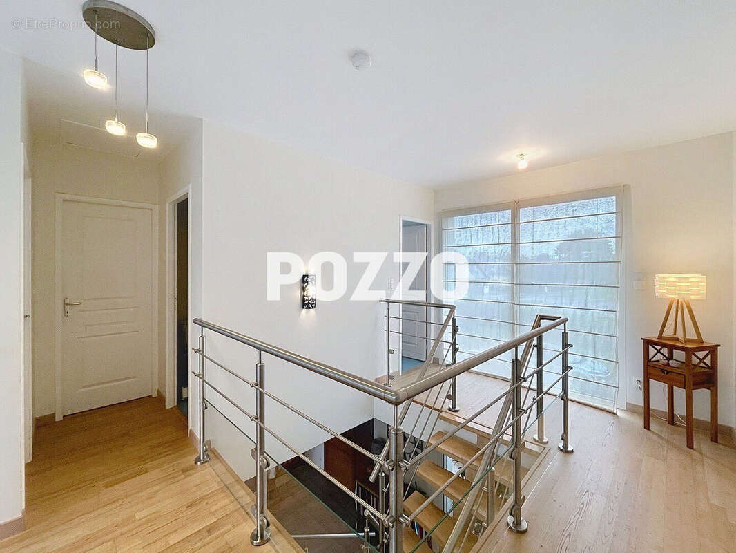 Maison contemporaine 198 m² -5 chambres -Vue Golf -Terrain 1400 m²-Saint-Lô - photo 10