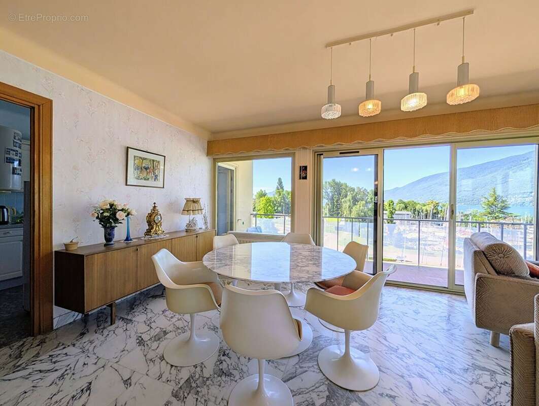 Appartement à AIX-LES-BAINS