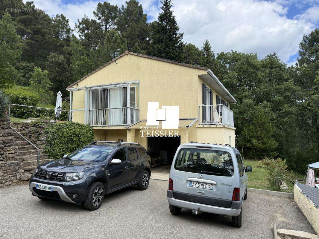 Maison à MALBOSC