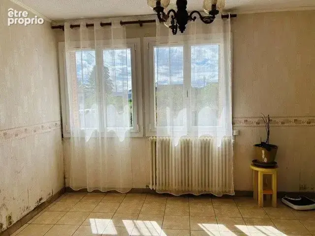 Maison sur sous-sol avec terrain clos de 945 m² - photo 2